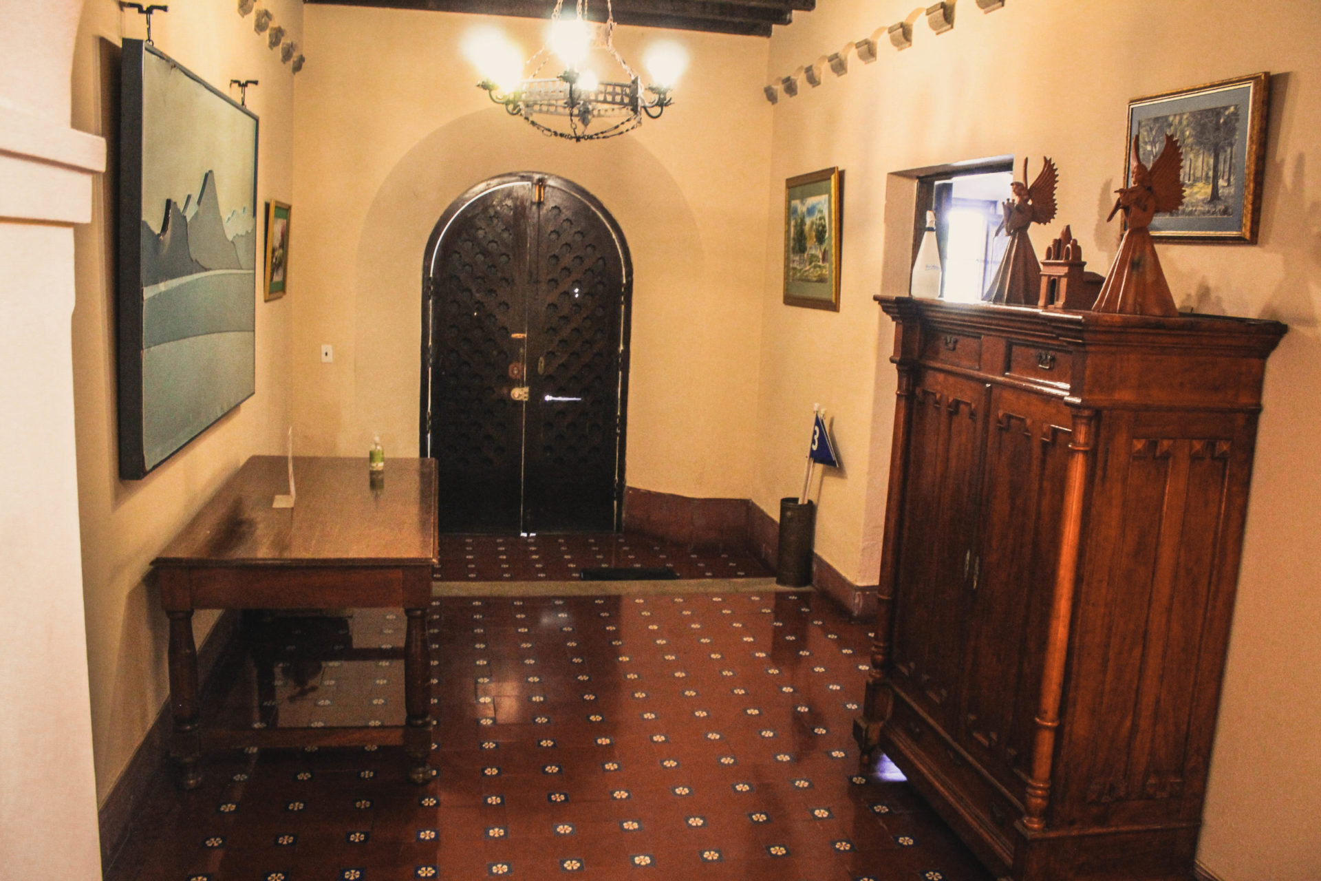 casa carmel entrance